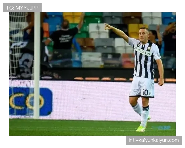 特写：乌迪内斯老将德乌洛费乌，如何以前腰身份承担关键防守任务